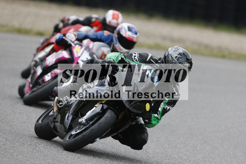 /09 19.04.2026  Caremotion get faster ADR/Gruppe gelb/90